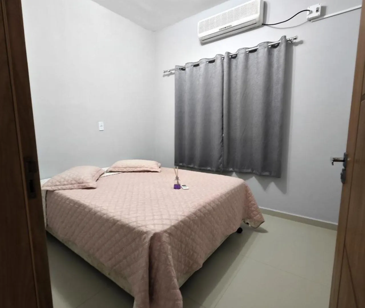 Residencia Praia Do Ervino/Sfs Sao Francisco do Sul 0*,
